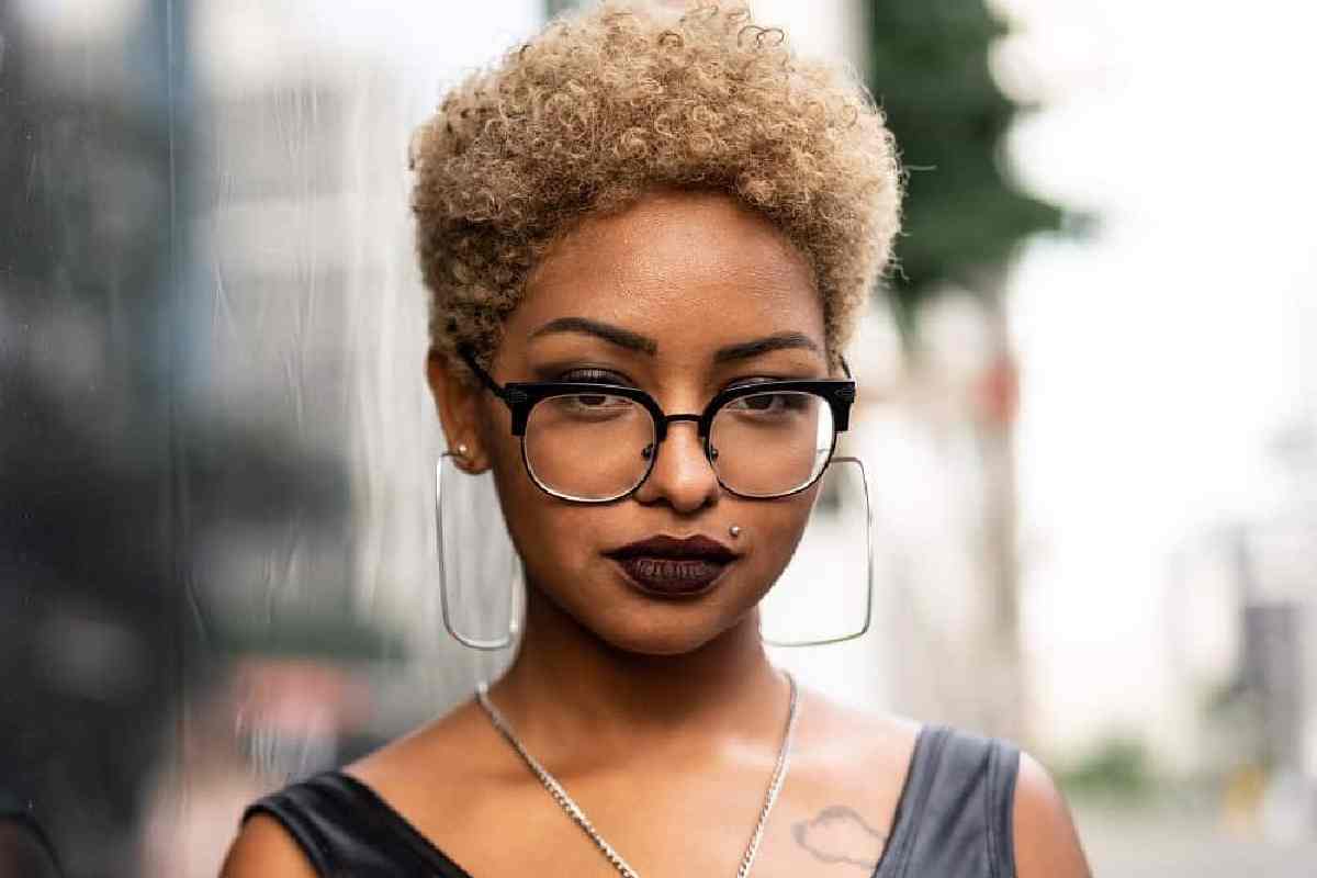 Round Face Short Natural Haircuts For Black Females